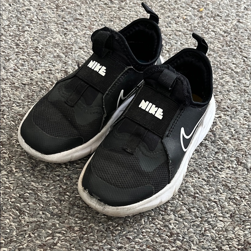 Nike toddler shoes PRELOVED